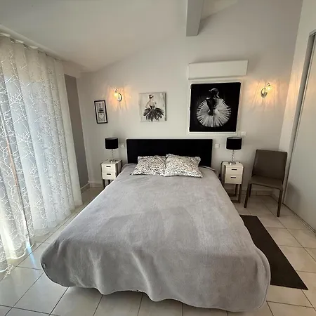 شقة A Pied Lumineux Avec Terrasse سانت ماكسيم